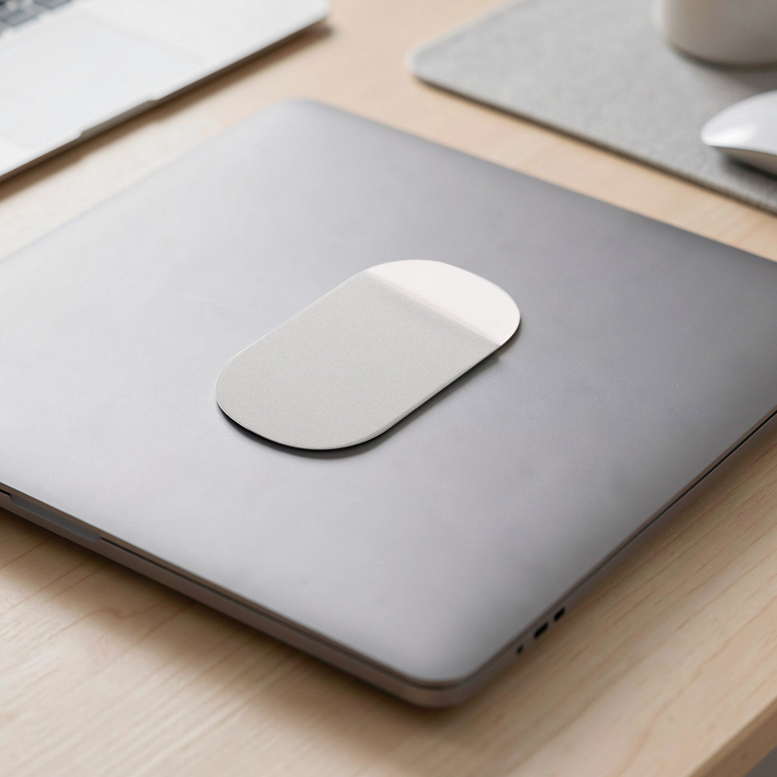 Portable Adhesive Laptop Mouse - đánh giá và giá Tech Accessories For Laptop